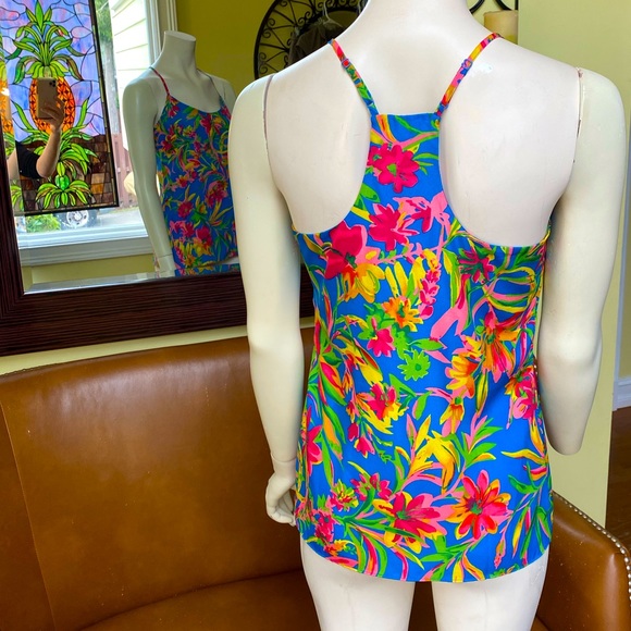 J Crew 💙💗 racer floral tank. Adjustable straps. Excellent condition - Picture 2 of 4